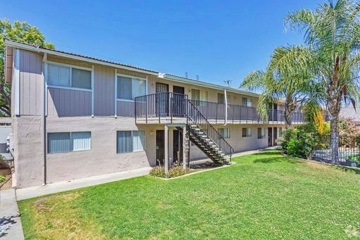 1905 E. Pontiac Way - 101, Fresno, CA 93726