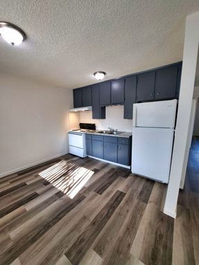 423 S. Dearing Ave., #K, Fresno, CA 93702