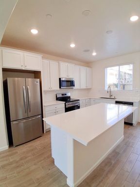 1501 Woodhill Lane, Clovis, CA 93619