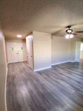 5780 N. 8th St - A, Fresno, CA 93710