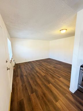 2452 S. 9th Street #A , Fresno, CA 93725