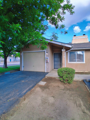 5218 E. Lowe Ave. - 101, Fresno, CA 93727