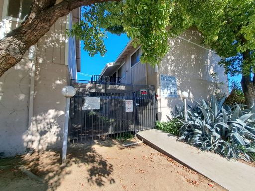 1905 E. Pontiac Way - 101, Fresno, CA 93726