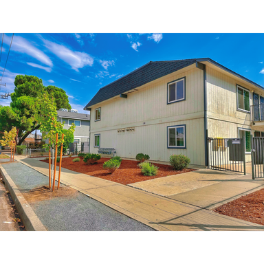 116 N Yosemite Ave., #204, Fresno, CA 93701