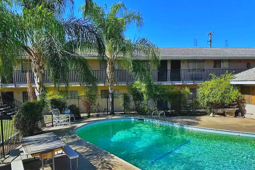 1905 E. Pontiac Way - 101, Fresno, CA 93726
