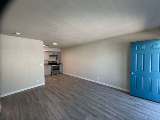 116 N Yosemite Ave., #204, Fresno, CA 93701