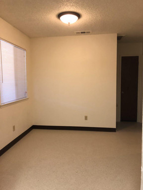1220 N Sylmar Ave - 105, Fresno, CA 93727