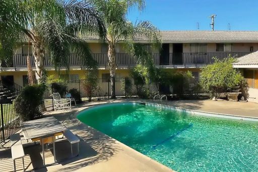 1905 E. Pontiac Way - 201, Fresno, CA 93726