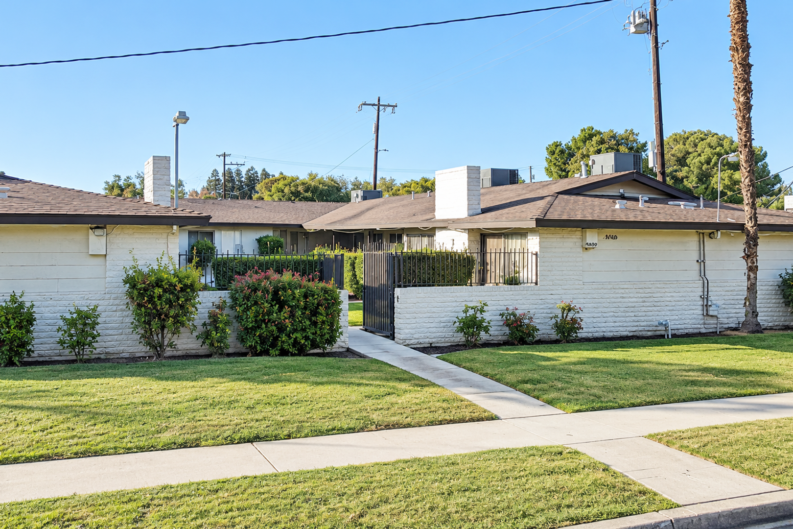 4420 E. Sierra Madre Ave., #D, Fresno, CA 93726