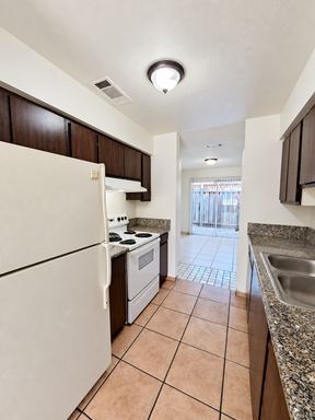 3449 N. Marks Ave. - 102, Fresno, CA 93722