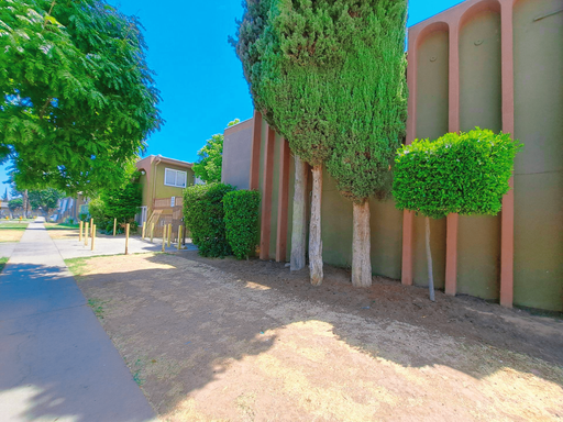 1331 E San Bruno Ave., #H, Fresno, CA 93710