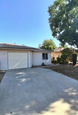 4724 W. Ashlan Ave, Fresno, CA 93722
