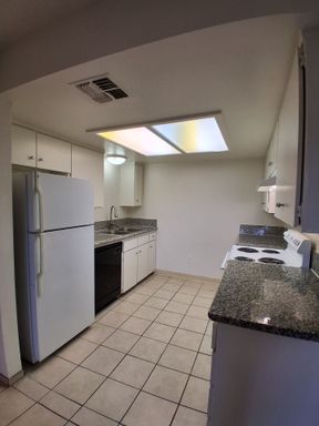 5218 E. Lowe Ave. - 101, Fresno, CA 93727