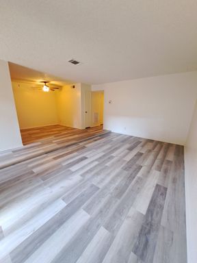 3759 N Abby St., #102, Fresno, CA 93726