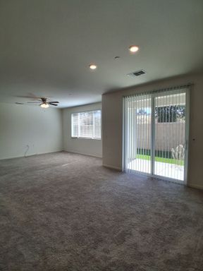 603 N. Filbert Ave , Fresno, CA 93727