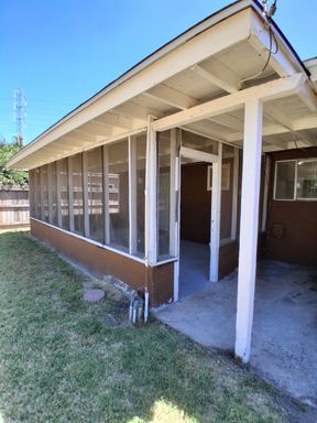 1419 N Winery Ave, Fresno, CA 93727