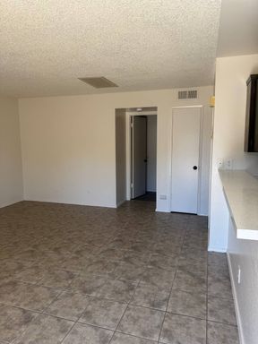 2665 N Wishon Ave, #103, Fresno, CA 93704