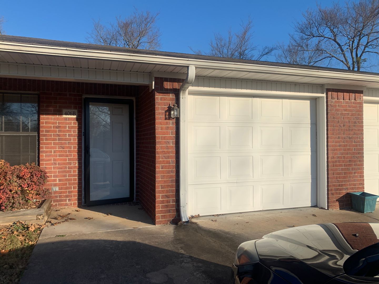 Russellville Apartment: 406 W 16th Ct.