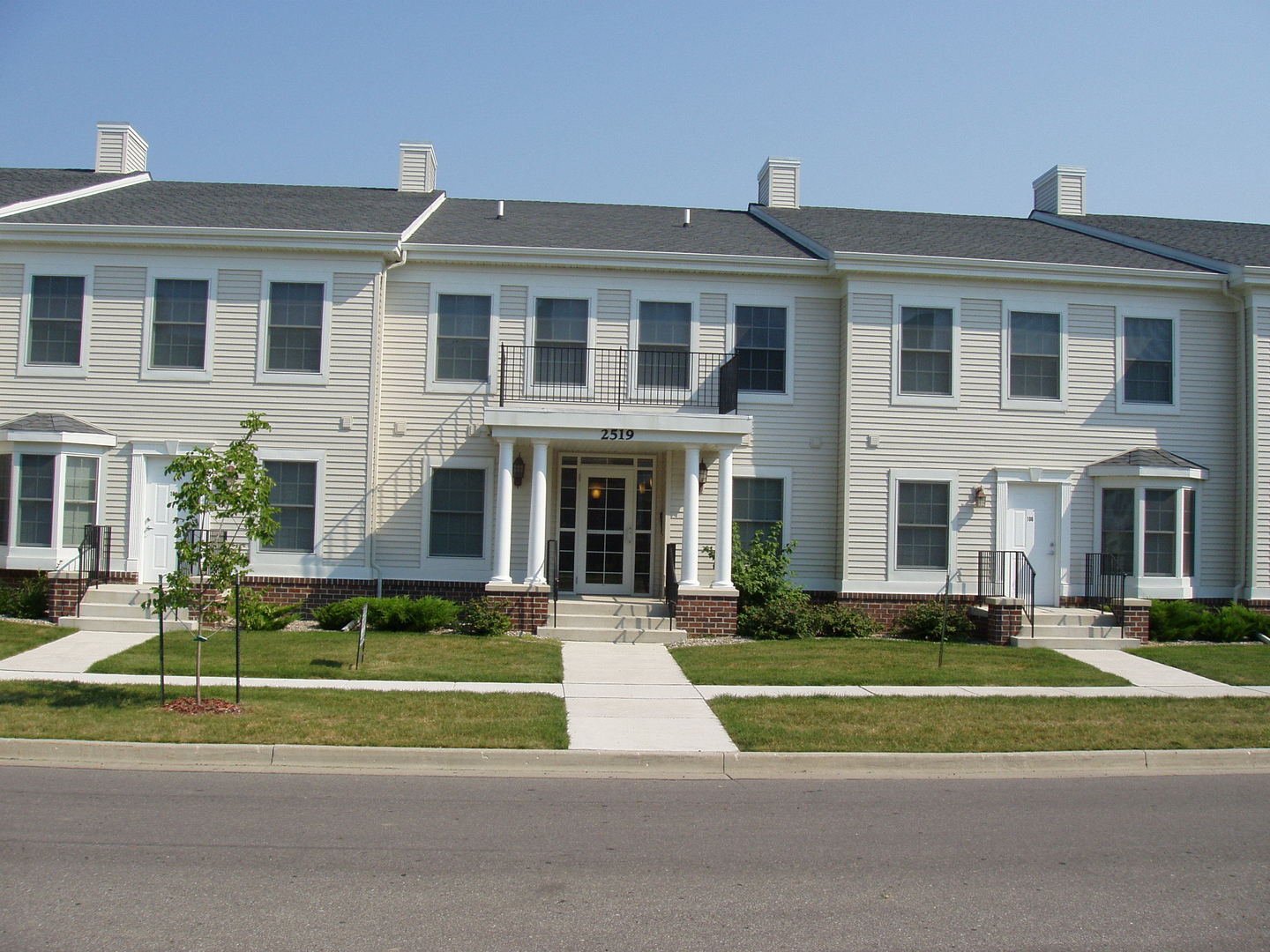 Ames Apartment: 2519 Bristol Drive