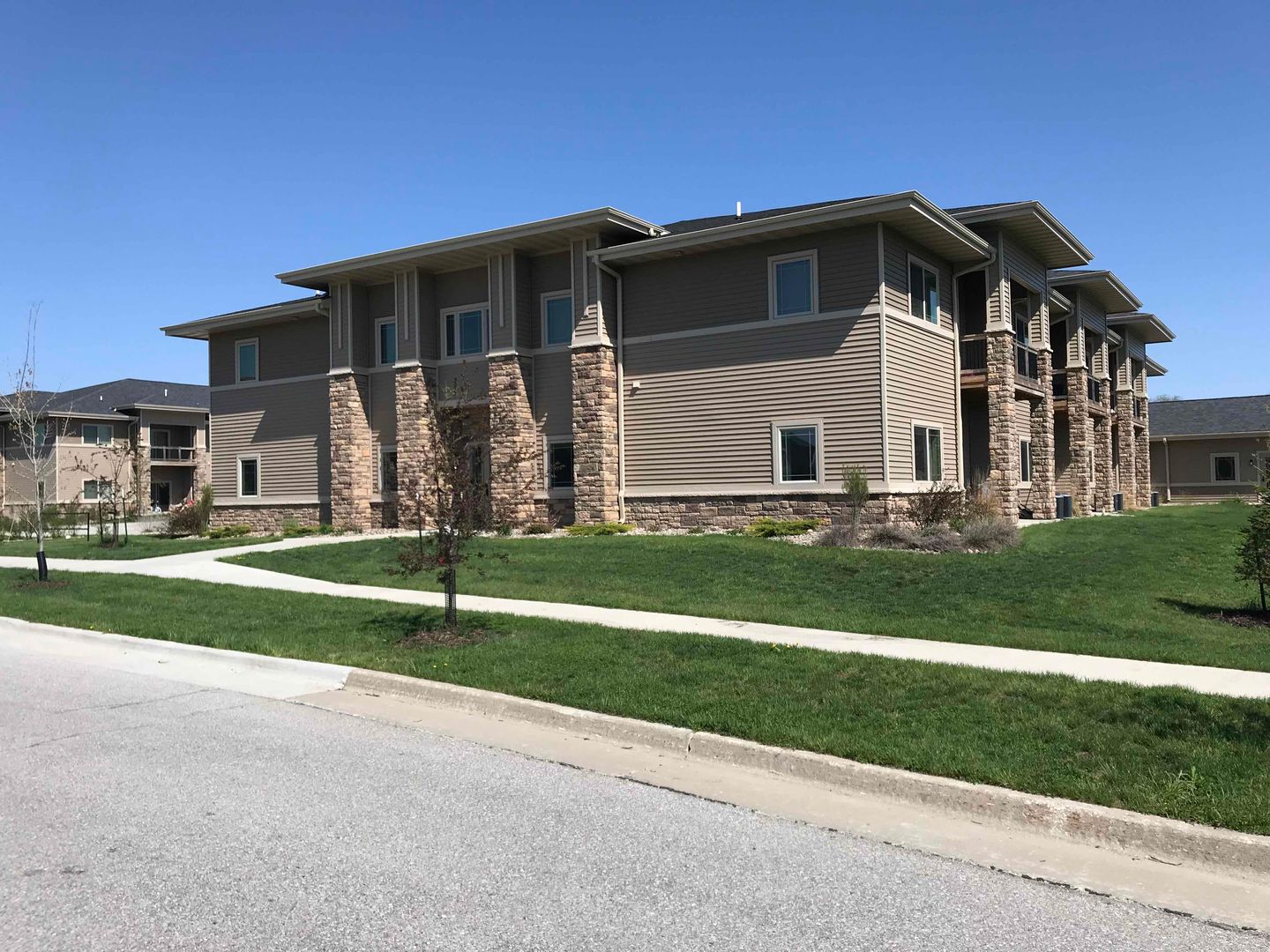 Ames Apartment: 2810 Bobcat Drive