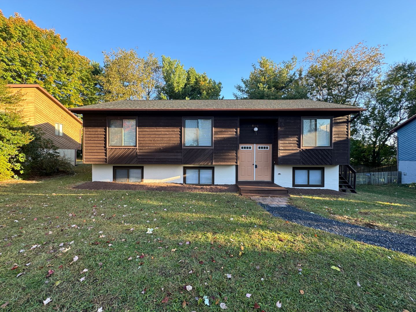 Harrisonburg House: 566 Viewmont Ct