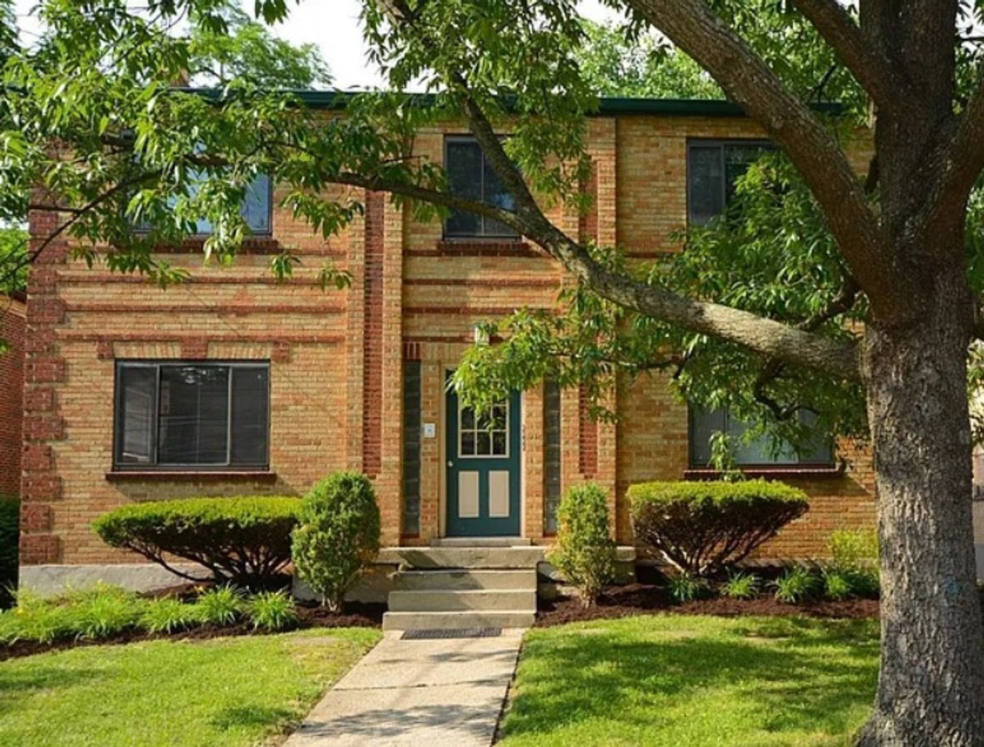 Cincinnati Apartment: 524 Riddle Crest Lane