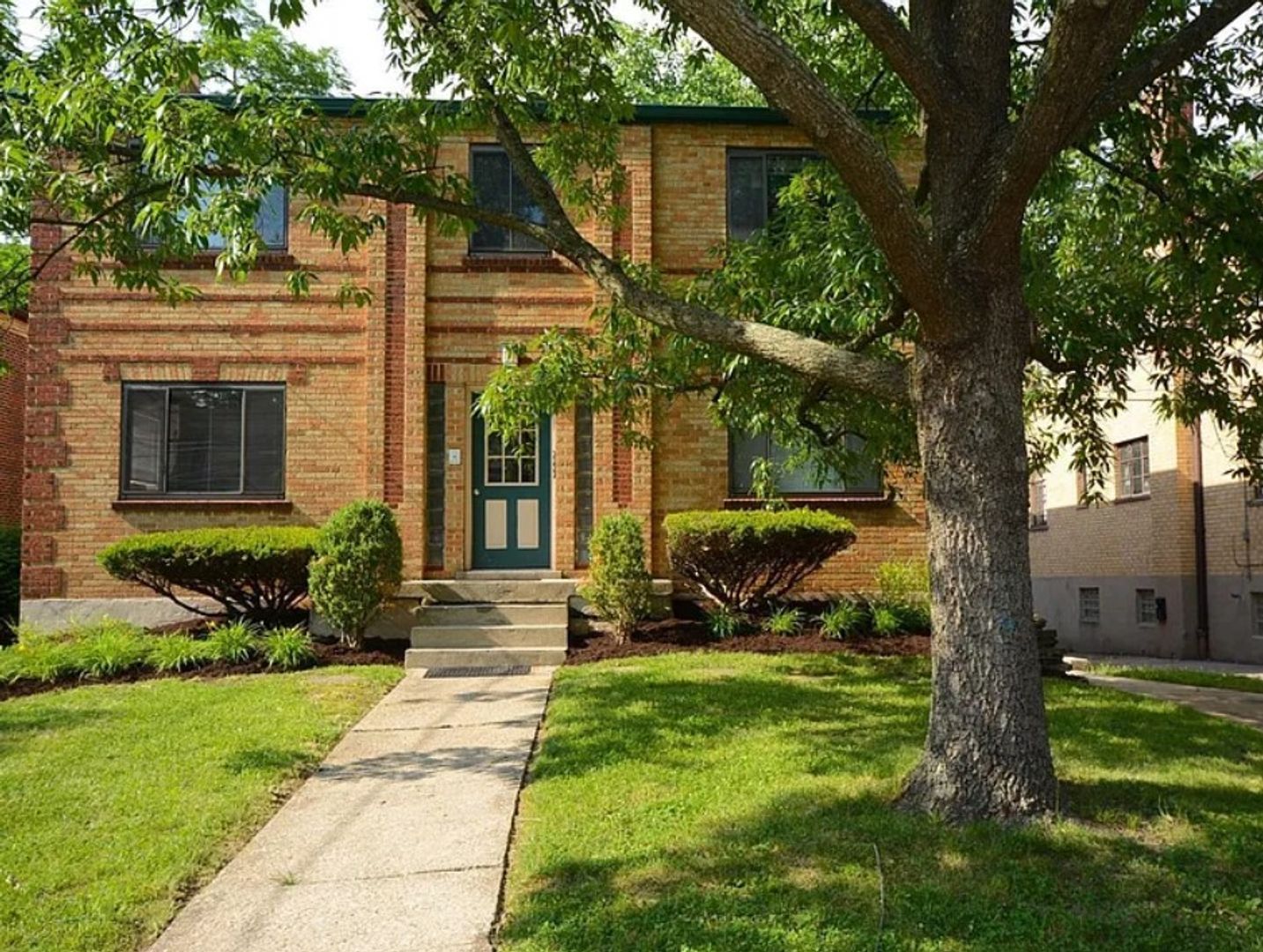 Cincinnati Apartment: 524 Riddle Crest Lane