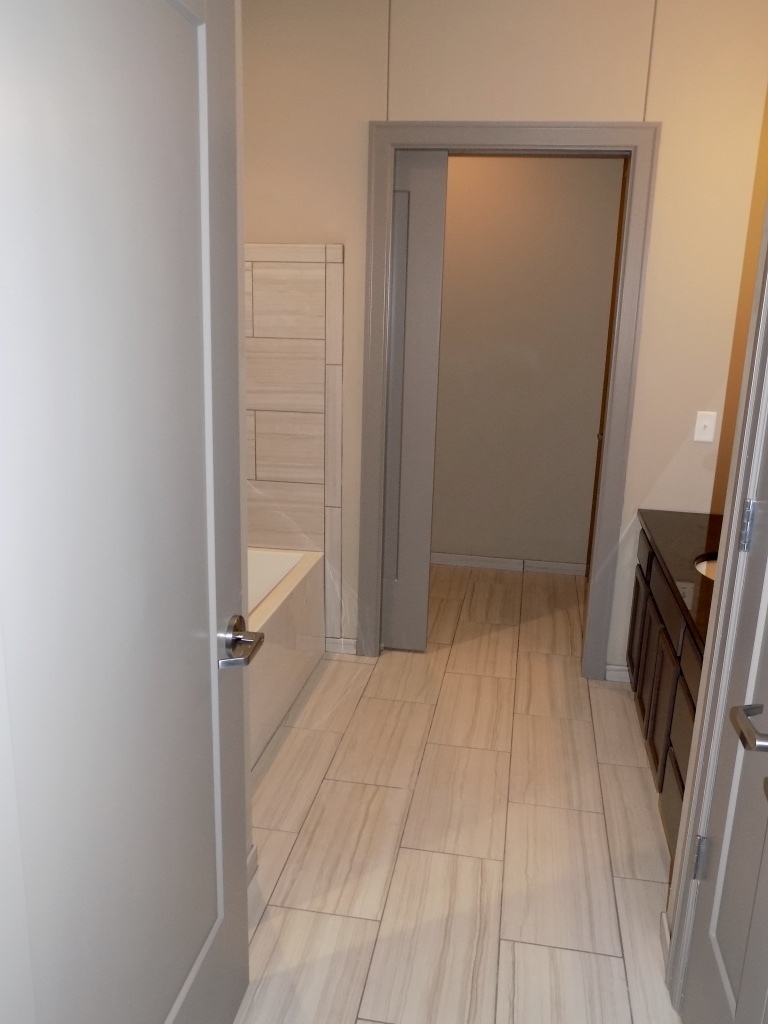 Davenport Apartment: 212 Brady St