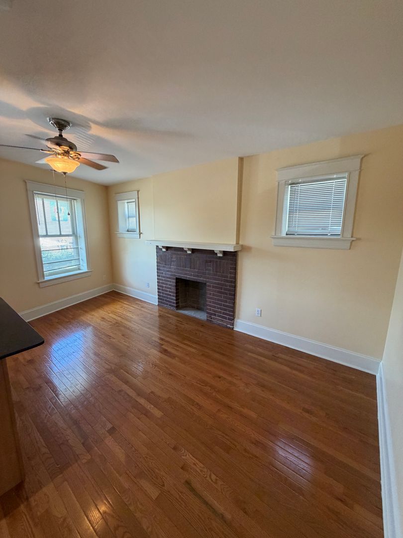 St. Louis Apartment: 4501 Manchester Ave