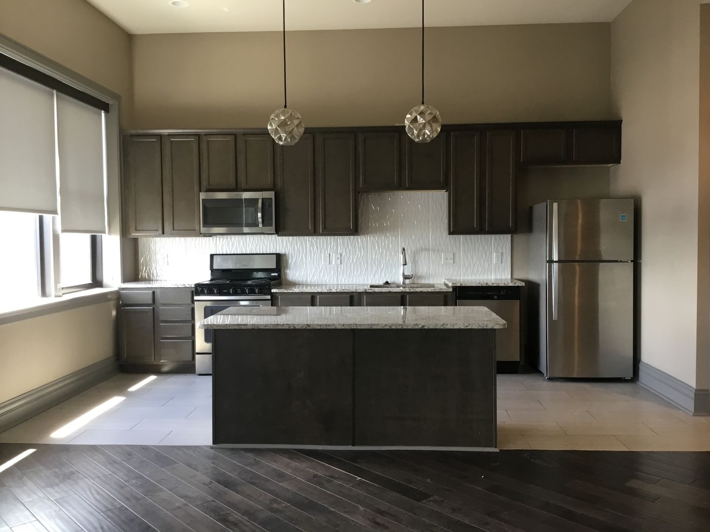 Davenport Apartment: 212 Brady St