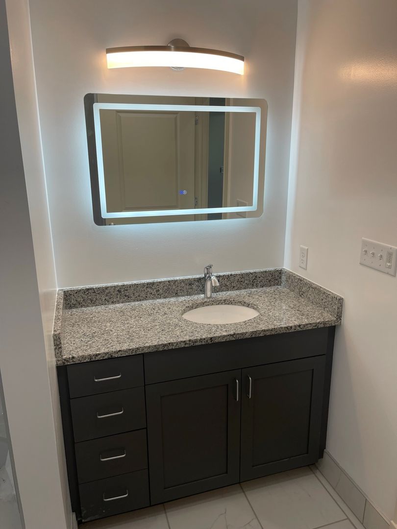 St. Louis Apartment: 6011 Kingsbury Blvd.