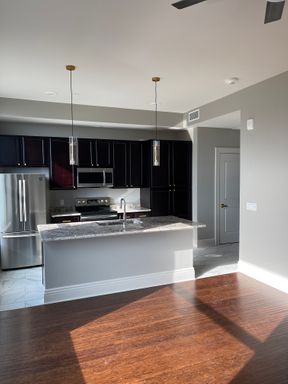 Move in by September 1 and receive ONE MONTH FREE! – photo 1