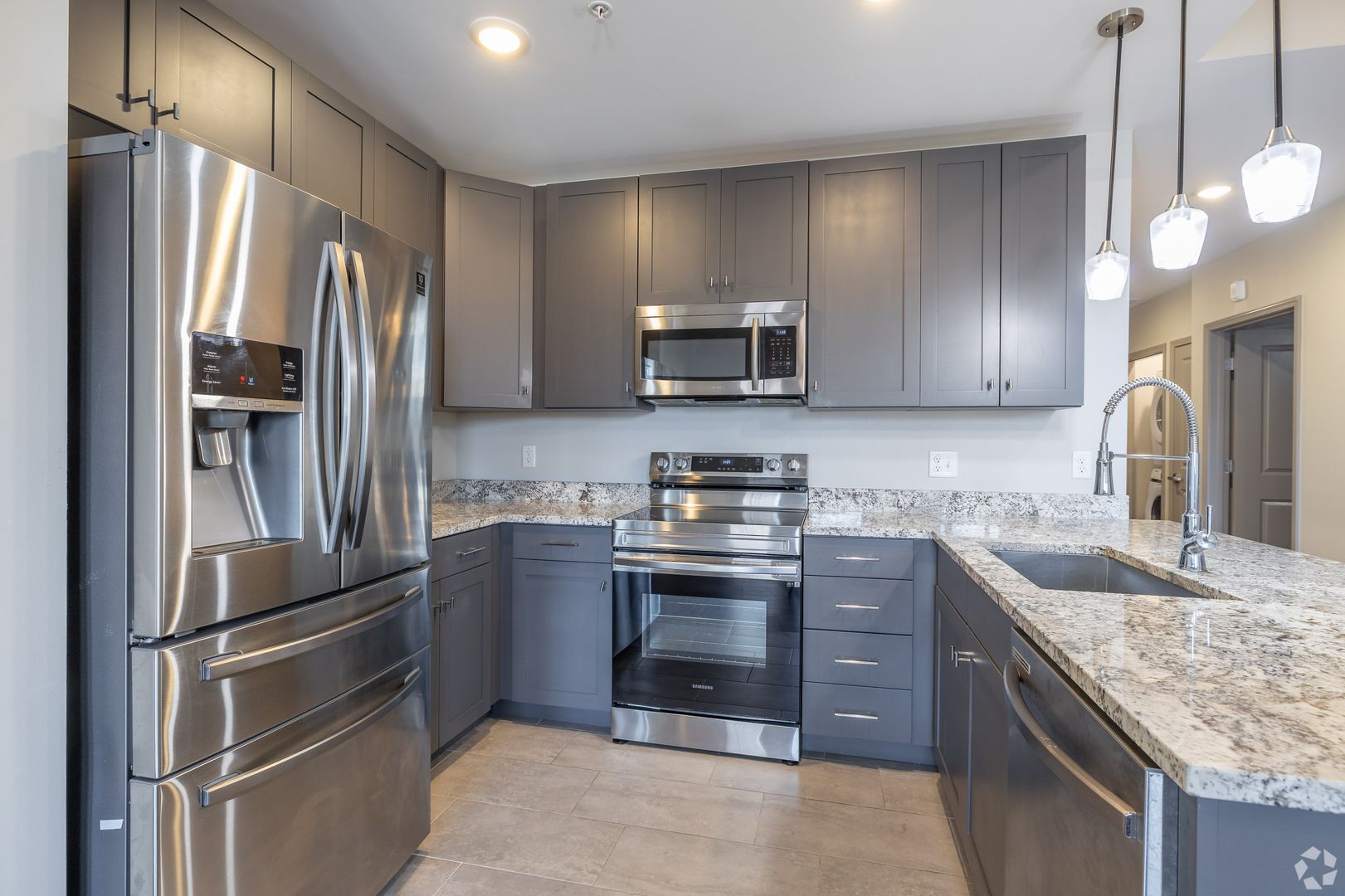 St. Louis Apartment: 4440 Manchester Ave.