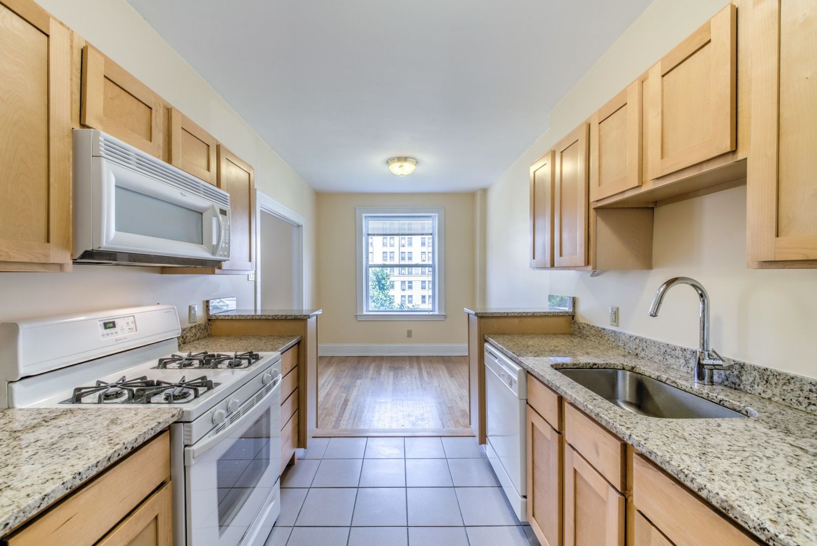 St. Louis Apartment: 4616 Lindell Blvd.