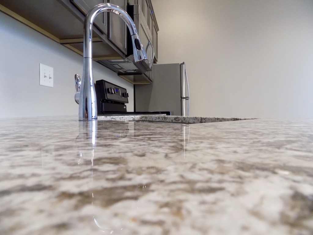 Davenport Apartment: 212 Brady St