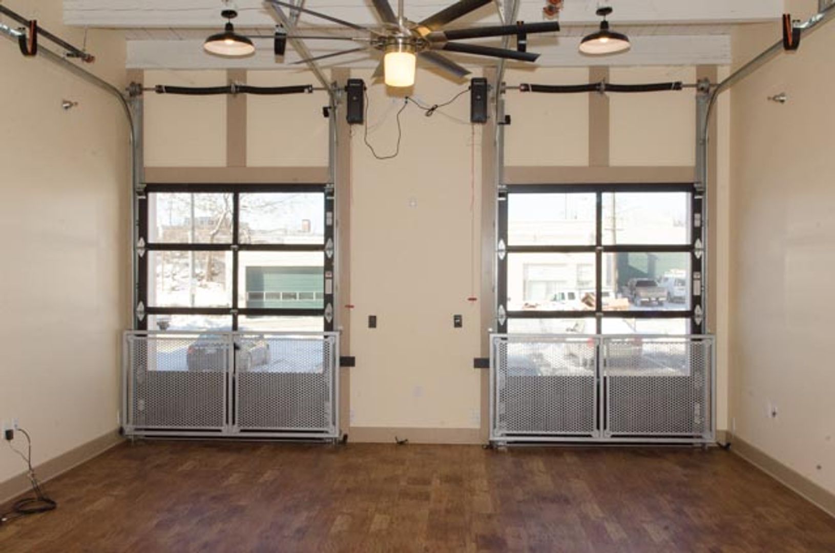 Davenport Apartment: 427 Pershing Ave.