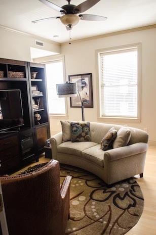 Davenport Apartment: 200 East 3rd St.