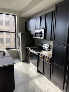 3 Bedroom Corner Luxury Apartment with Balcony – photo 1