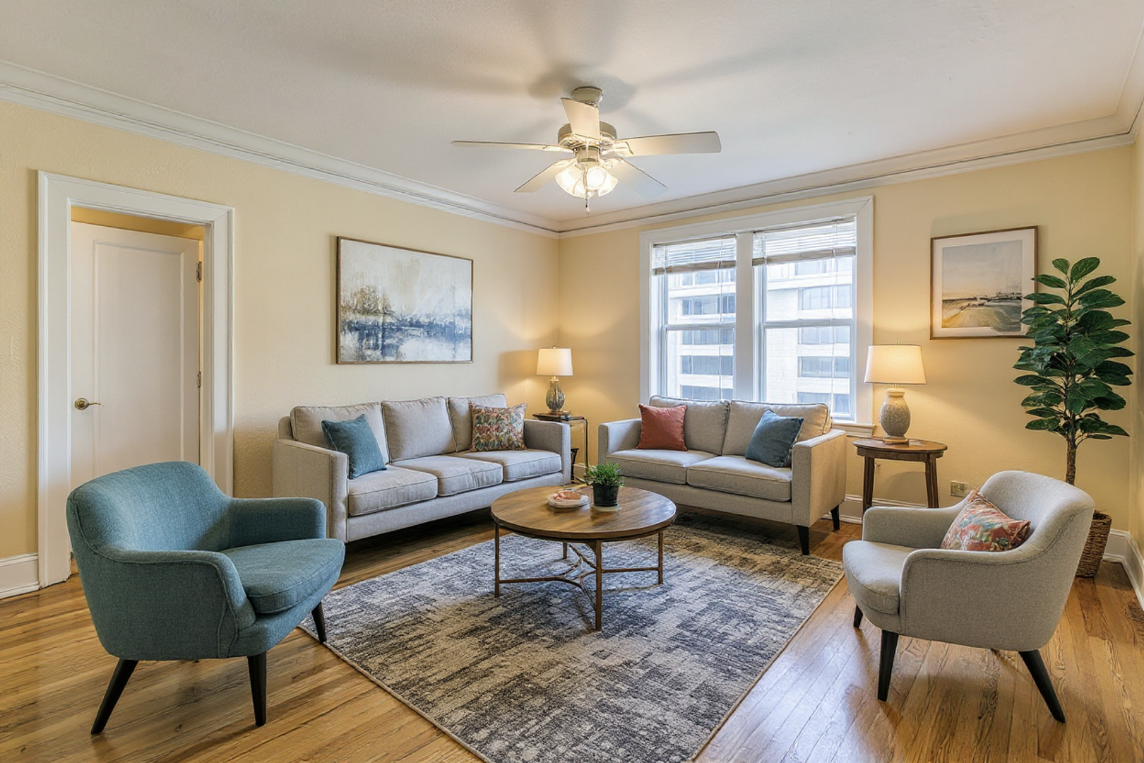 St. Louis Apartment: 4616 Lindell Blvd.