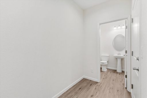 Listing photo thumbnail