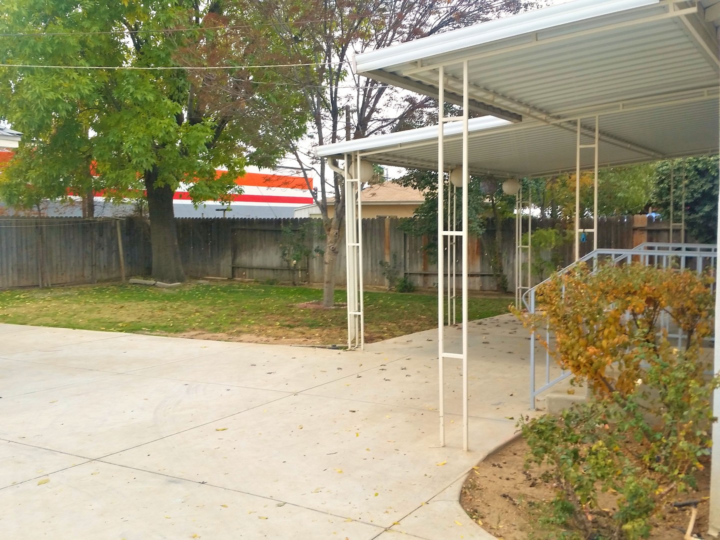 Bakersfield House: 5 Irene Street