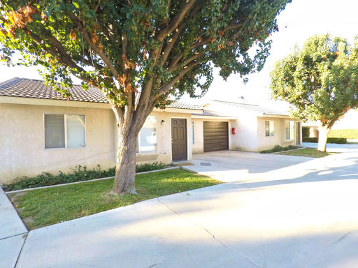 Beautiful Southwest 2-Bedroom Apartment with Patio – photo 1