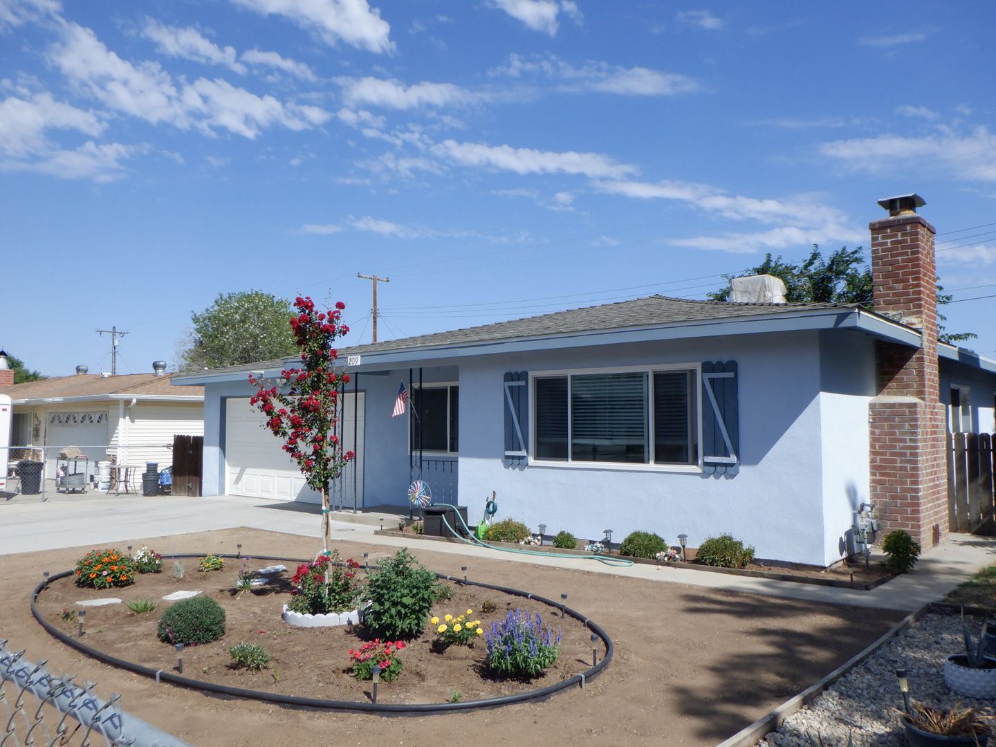 Tehachapi House: 209 Pine Court