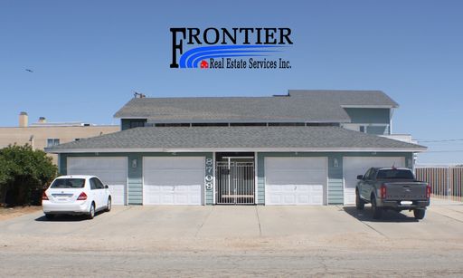 Modern Living in California City - 2 Bed & 1 Bath with Laundry Facility – photo 1