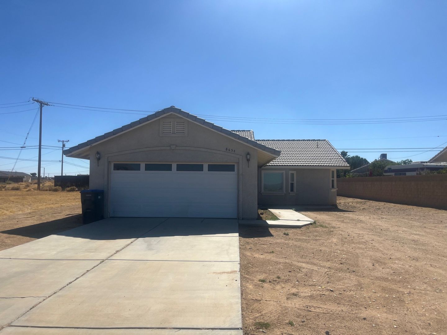 California City House: 8654 Poppy Blvd
