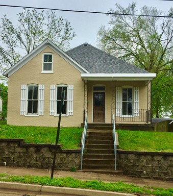 3 Bedroom House in Boonville