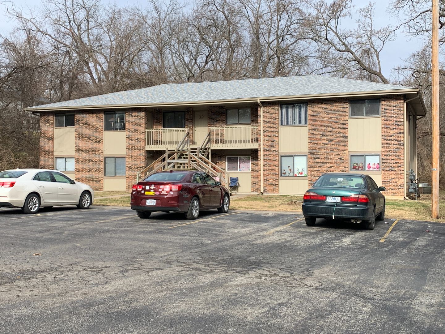 Warrensburg Apartment: 303 W Young Ave.