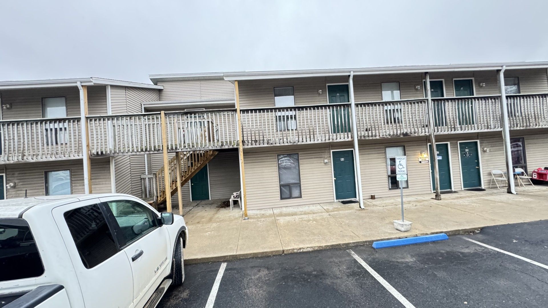 Osage Beach Apartment: 852 Hwy D #24