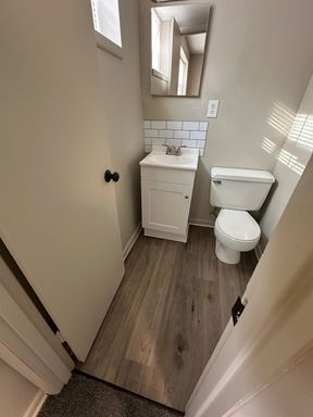 Listing photo thumbnail