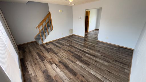 Listing photo thumbnail